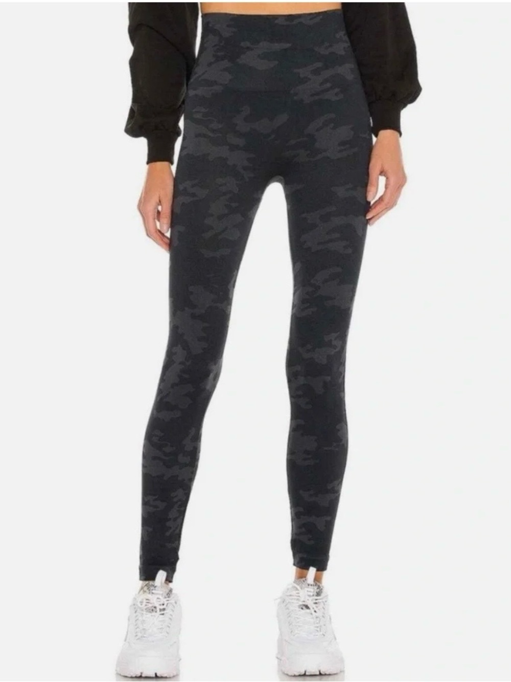SPANX Look At Me Now Seamless Women’s Leggings - Camo Print - Size 1X